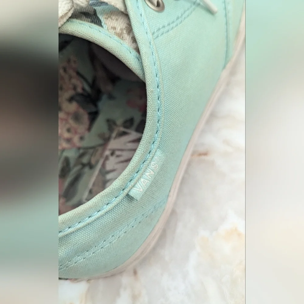 Vans Womans Mint Green Shoes Size 8